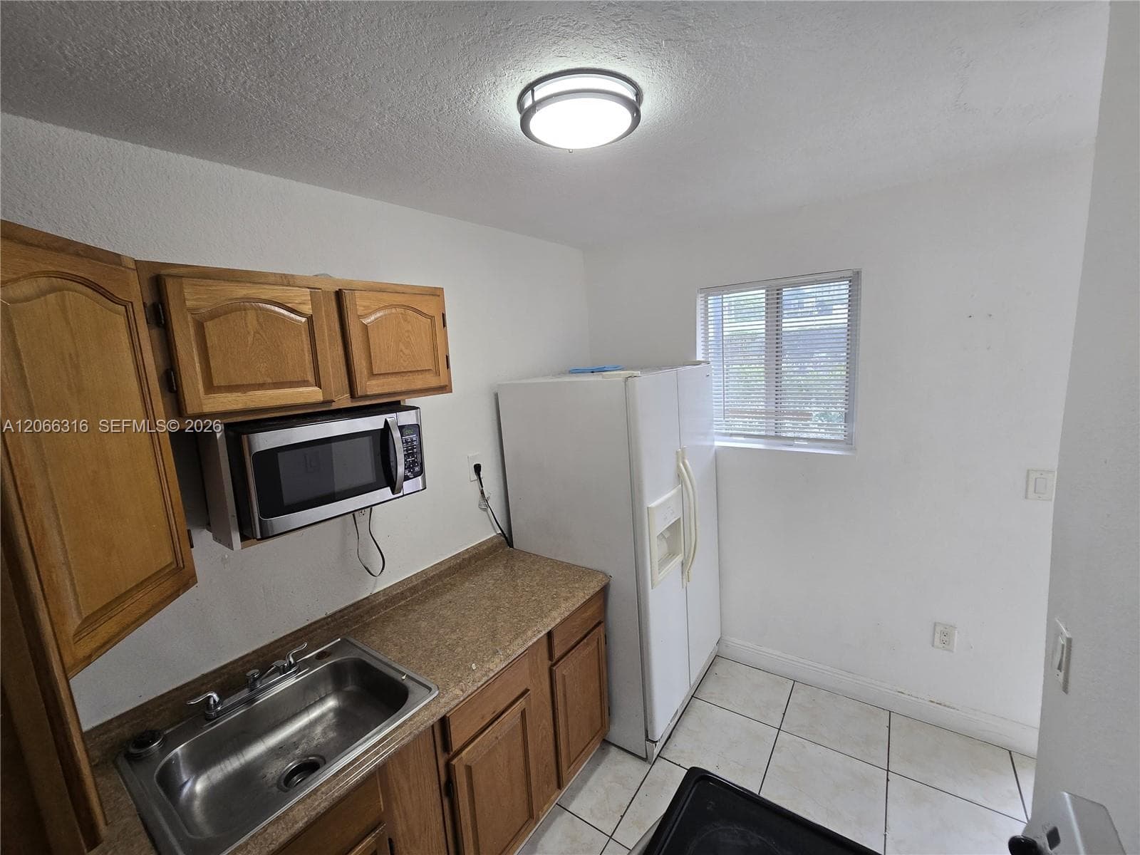 535 NW 7th St # 3, Miami, FL 33136 photo 3