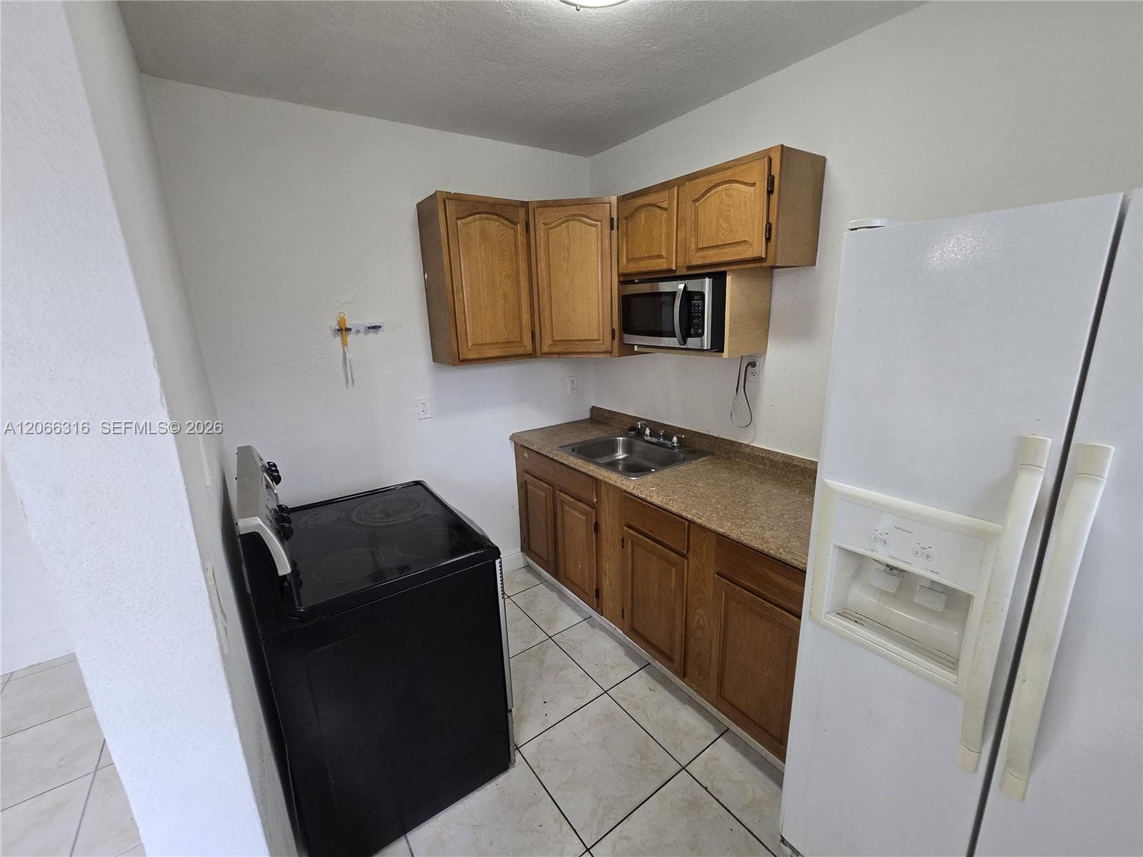 535 NW 7th St # 3, Miami, FL 33136 photo 4