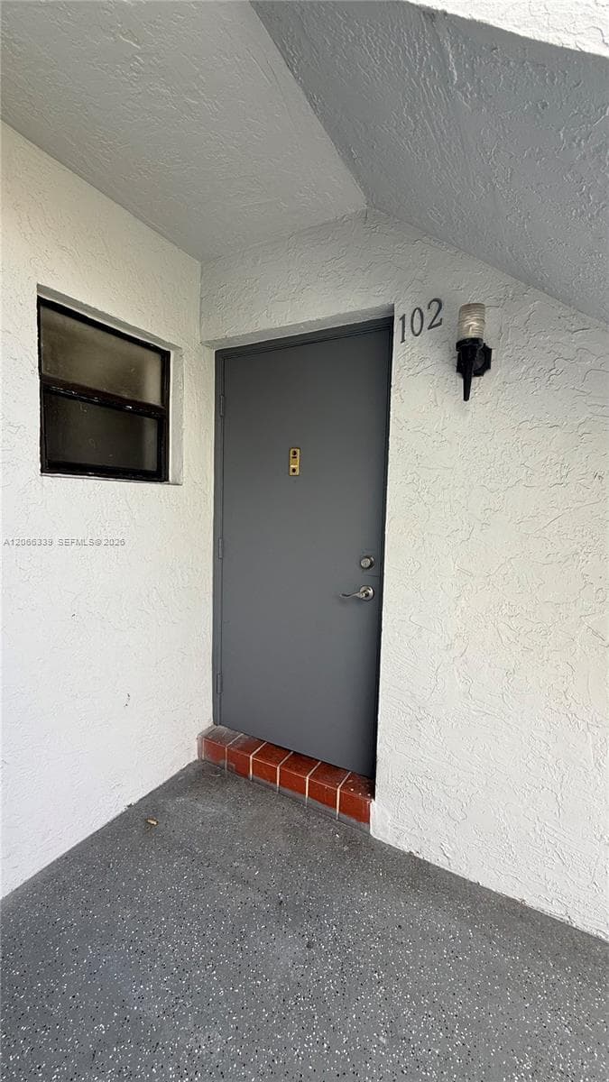 2750 W 63rd Pl # 24, Hialeah FL 33016 photo 3