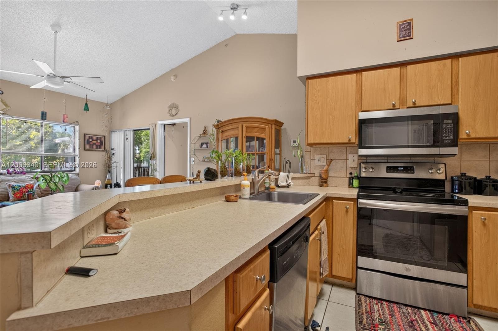 2445 SW 18th Ter # 807, Fort Lauderdale FL 33315 photo 3