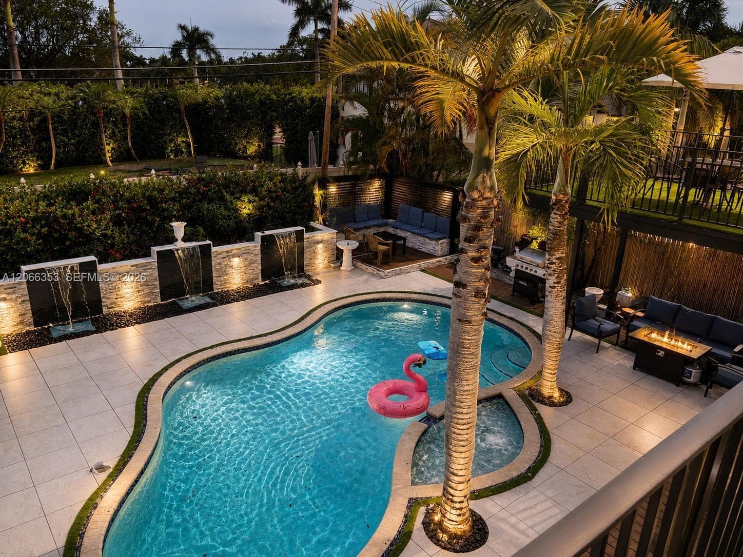 1206 Buchanan St, Hollywood FL 33019 photo 2