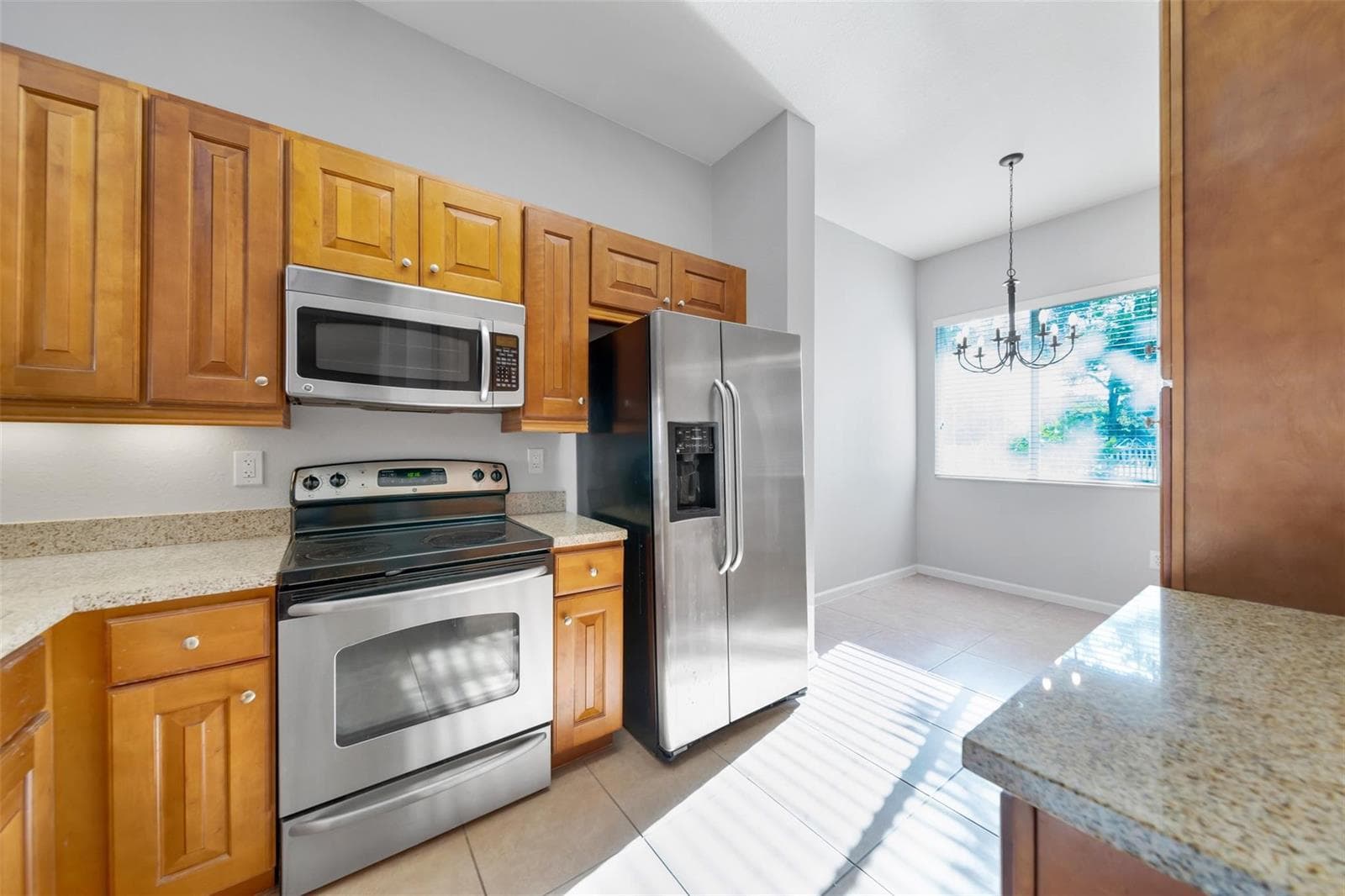 3500 OAKS CLUBHOUSE Drive # 102, Pompano Beach FL 33069 photo 2