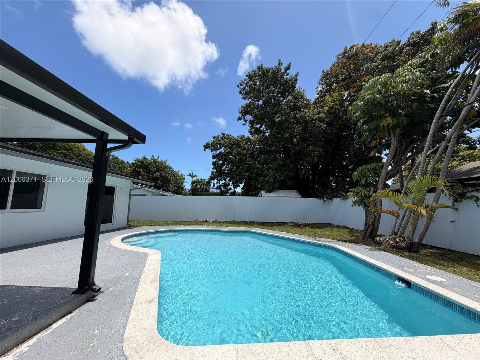 9934 SW 195th St, Cutler Bay FL 33157 photo 4