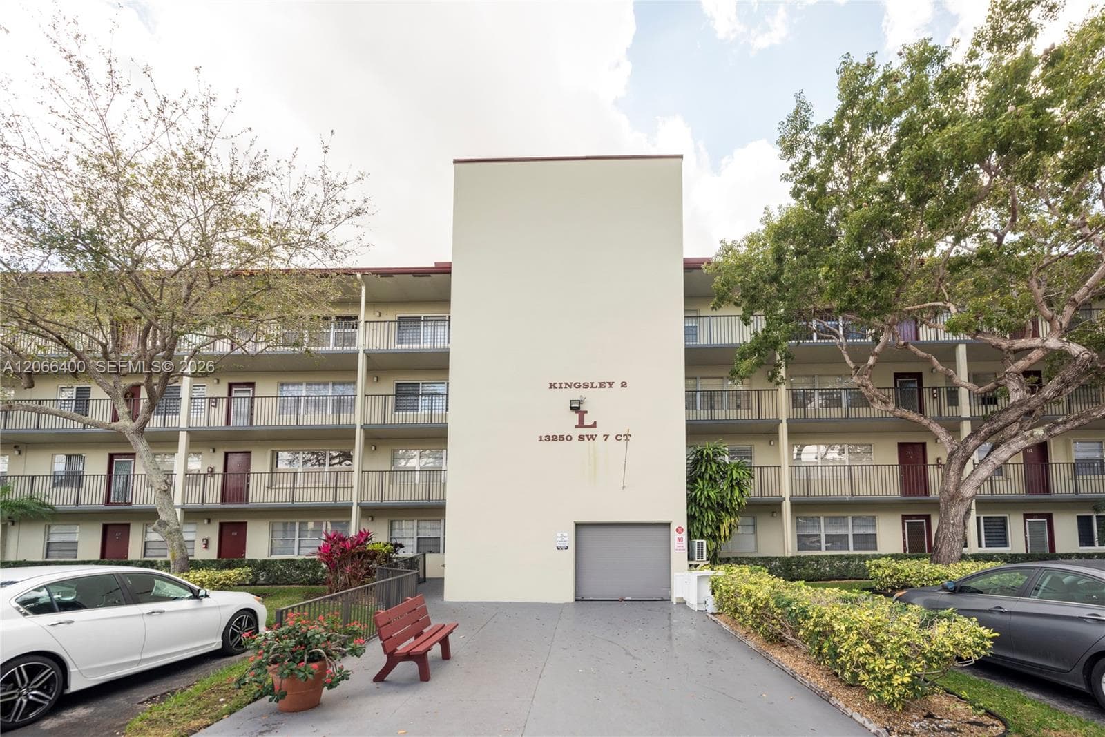 13250 SW 7th Ct # 412L, Pembroke Pines FL 33027