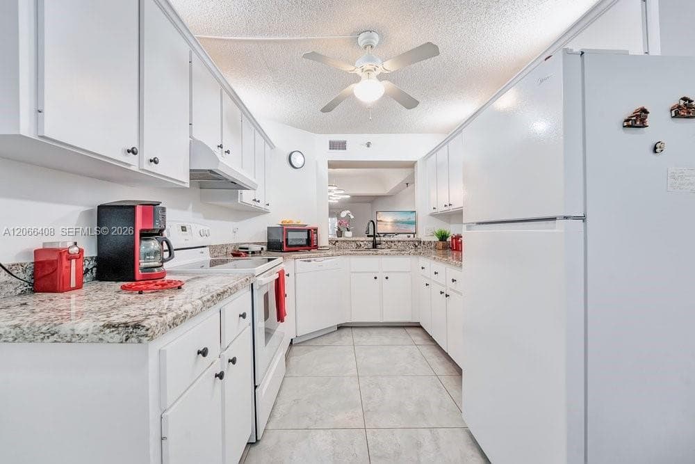 23344 Carolwood Ln # 201, Boca Raton FL 33428 photo 2
