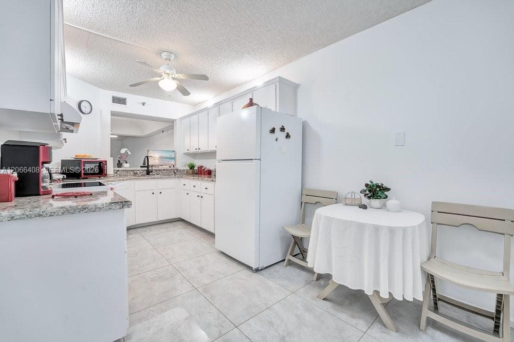 23344 Carolwood Ln # 201, Boca Raton FL 33428 photo 3
