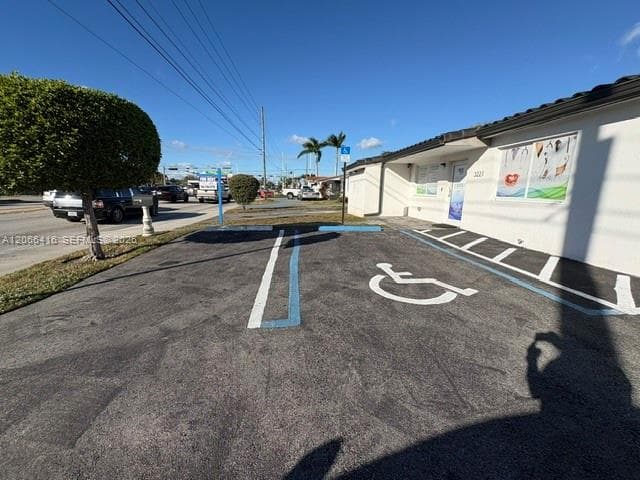 3221 SW 107th Ave, Miami FL 33165 photo 2