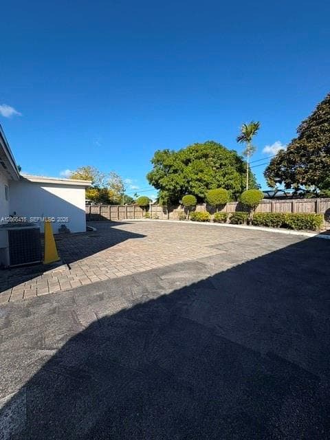 3221 SW 107th Ave, Miami FL 33165 photo 5