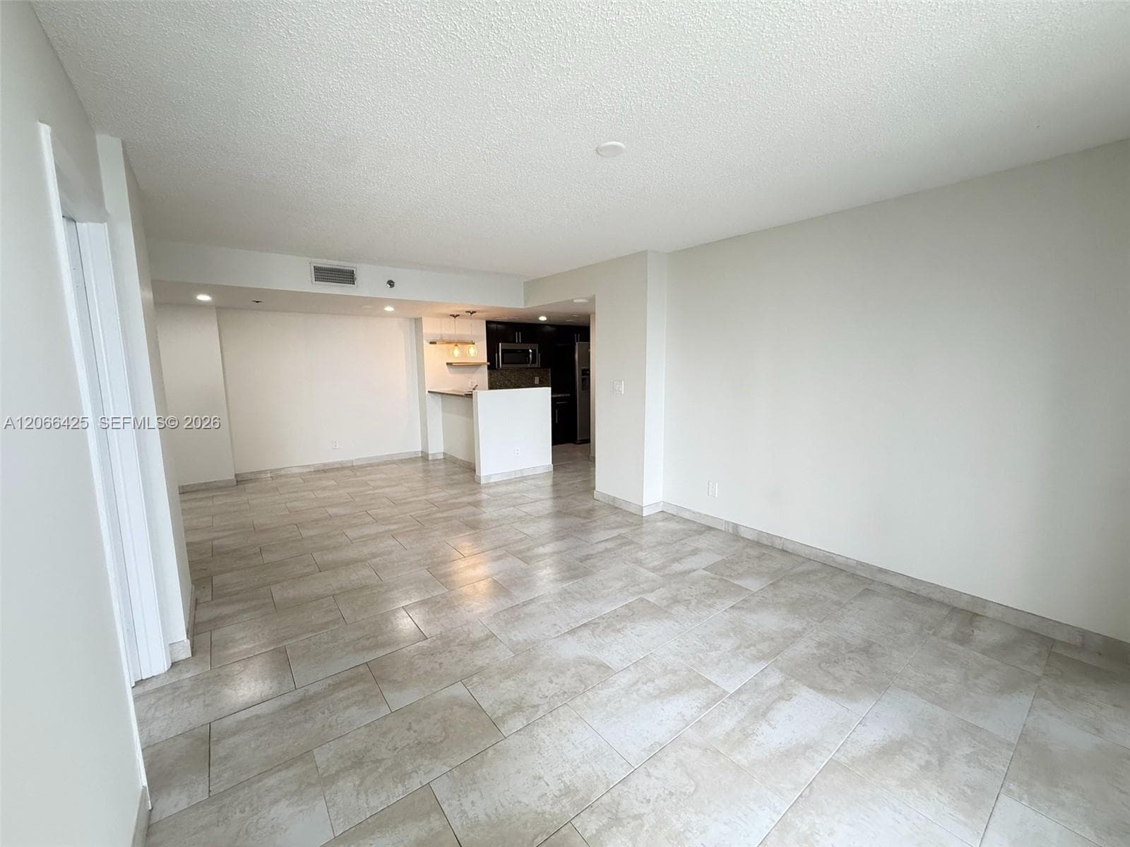 770 Claughton Island Dr # 1914, Miami FL 33131 photo 2