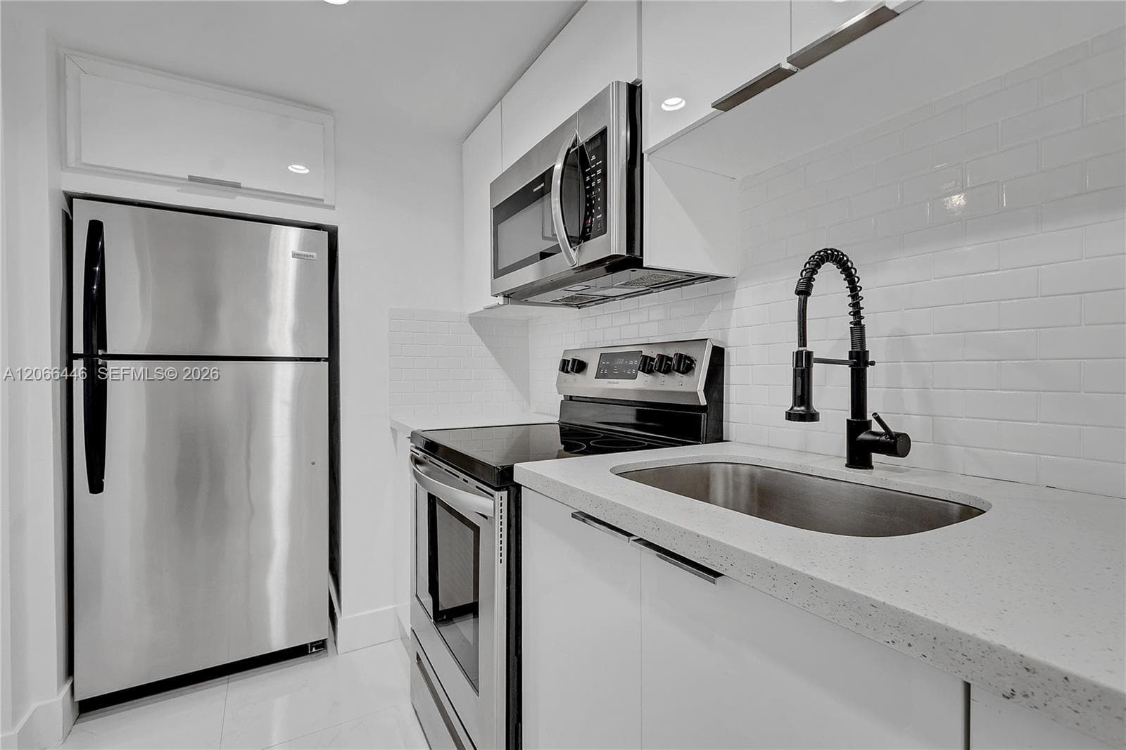 1114 S Douglas Rd # 4, Coral Gables FL 33134