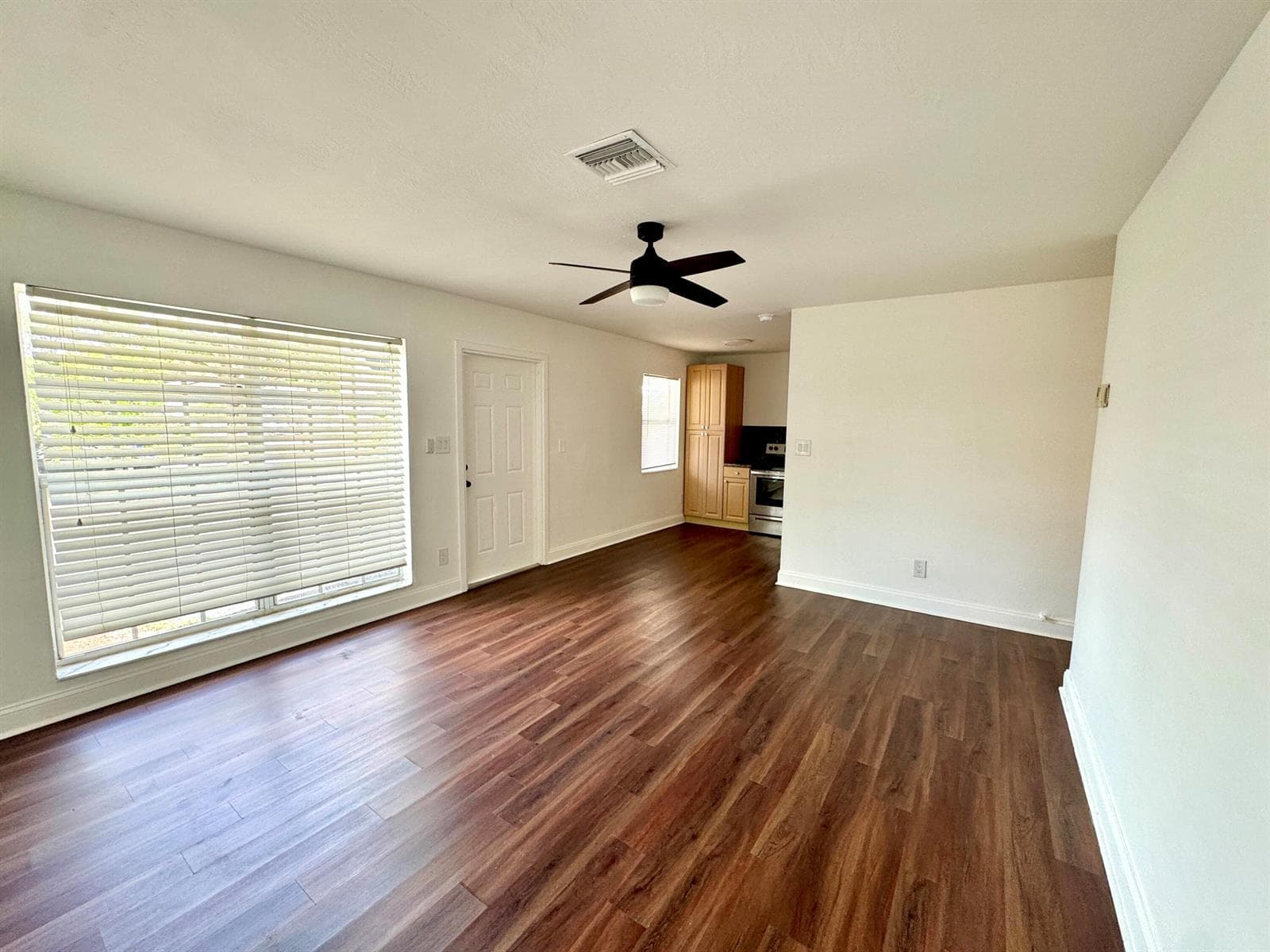 408 NW 21ST Terrace, Fort Lauderdale FL 33311 photo 3
