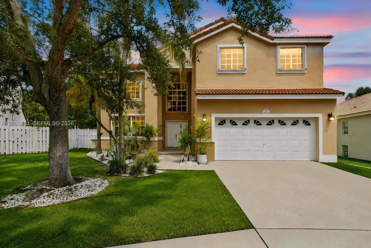 480 Cambridge Dr, Weston FL 33326 photo 2