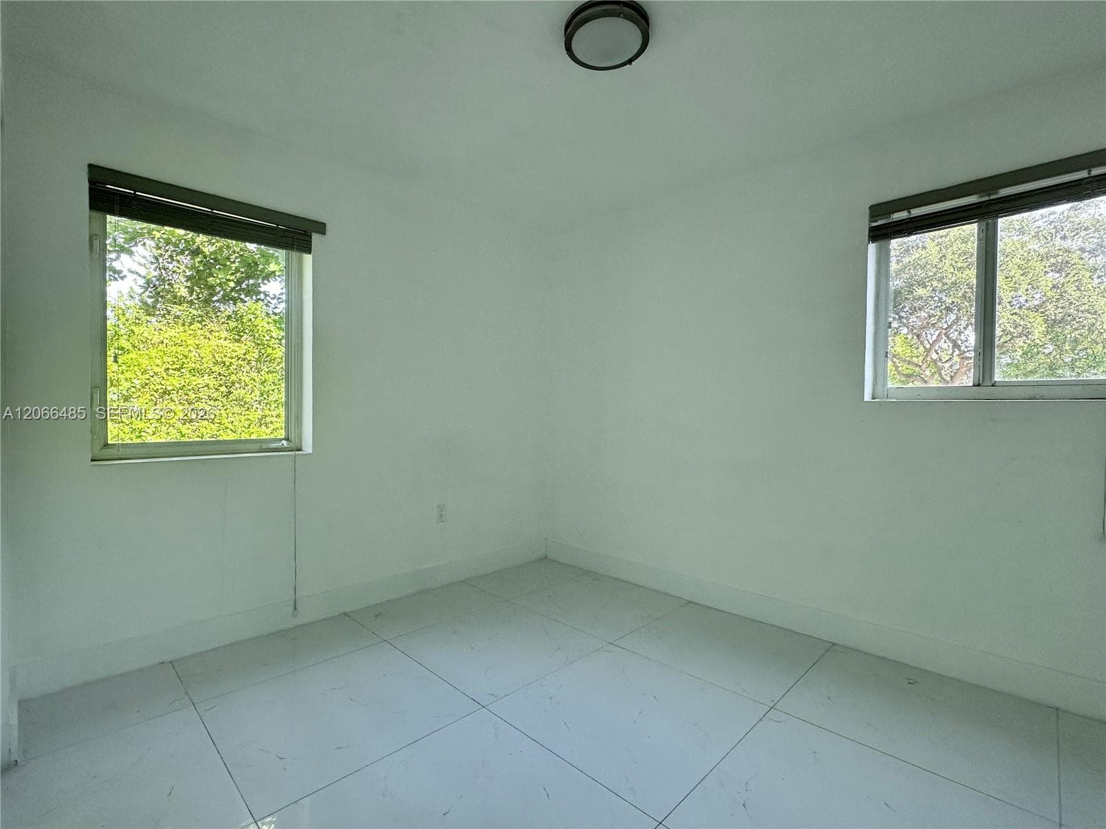 12780 NW 16th Ave, North Miami FL 33167 photo 5
