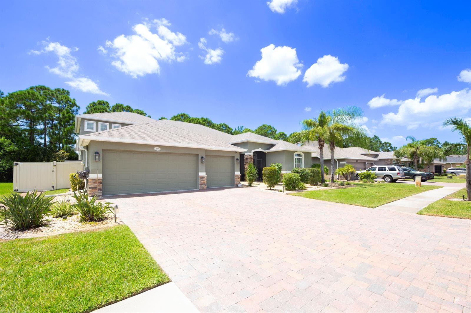 539 Easton Forest Circle SE, Palm Bay FL 32909 photo 5
