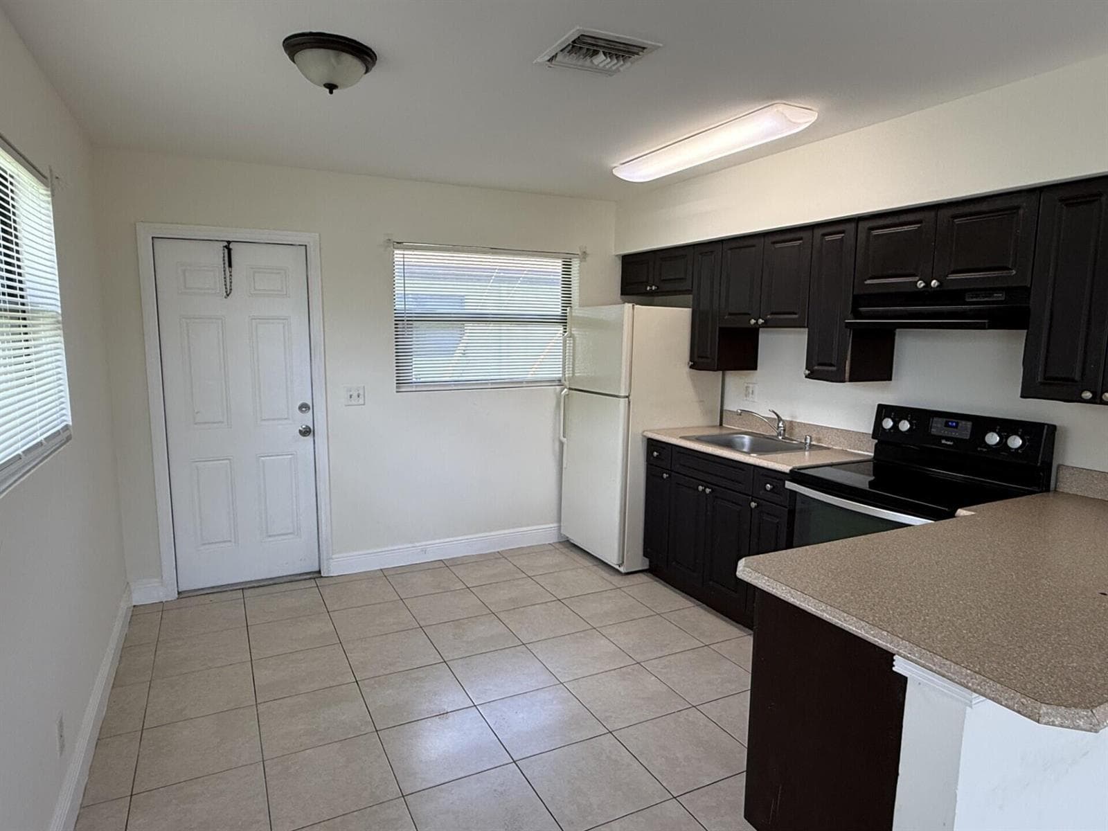 2820 Avenue S # A1, Riviera Beach FL 33404 photo 4