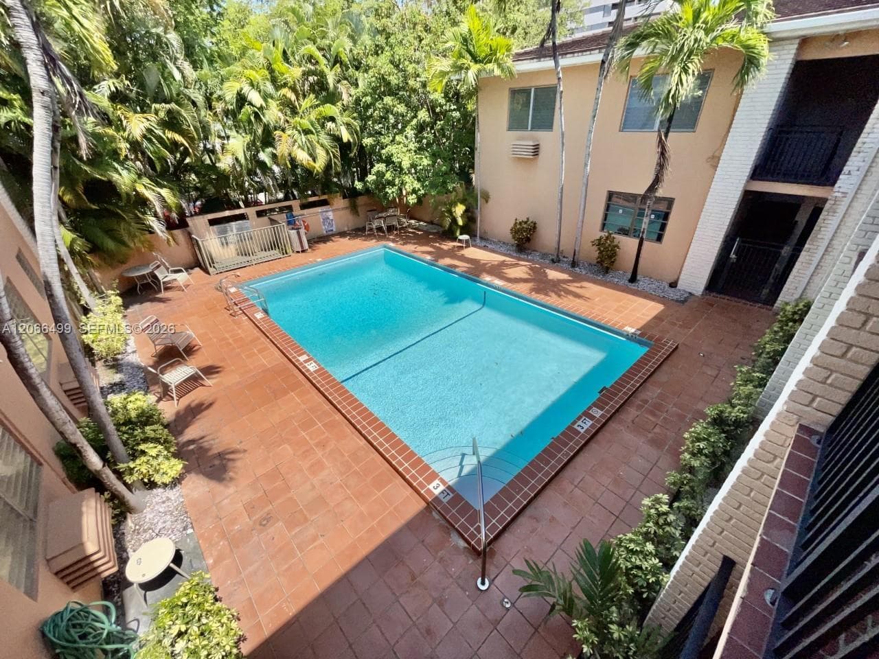 218 Santillane Ave # 21, Coral Gables FL 33134 photo 2