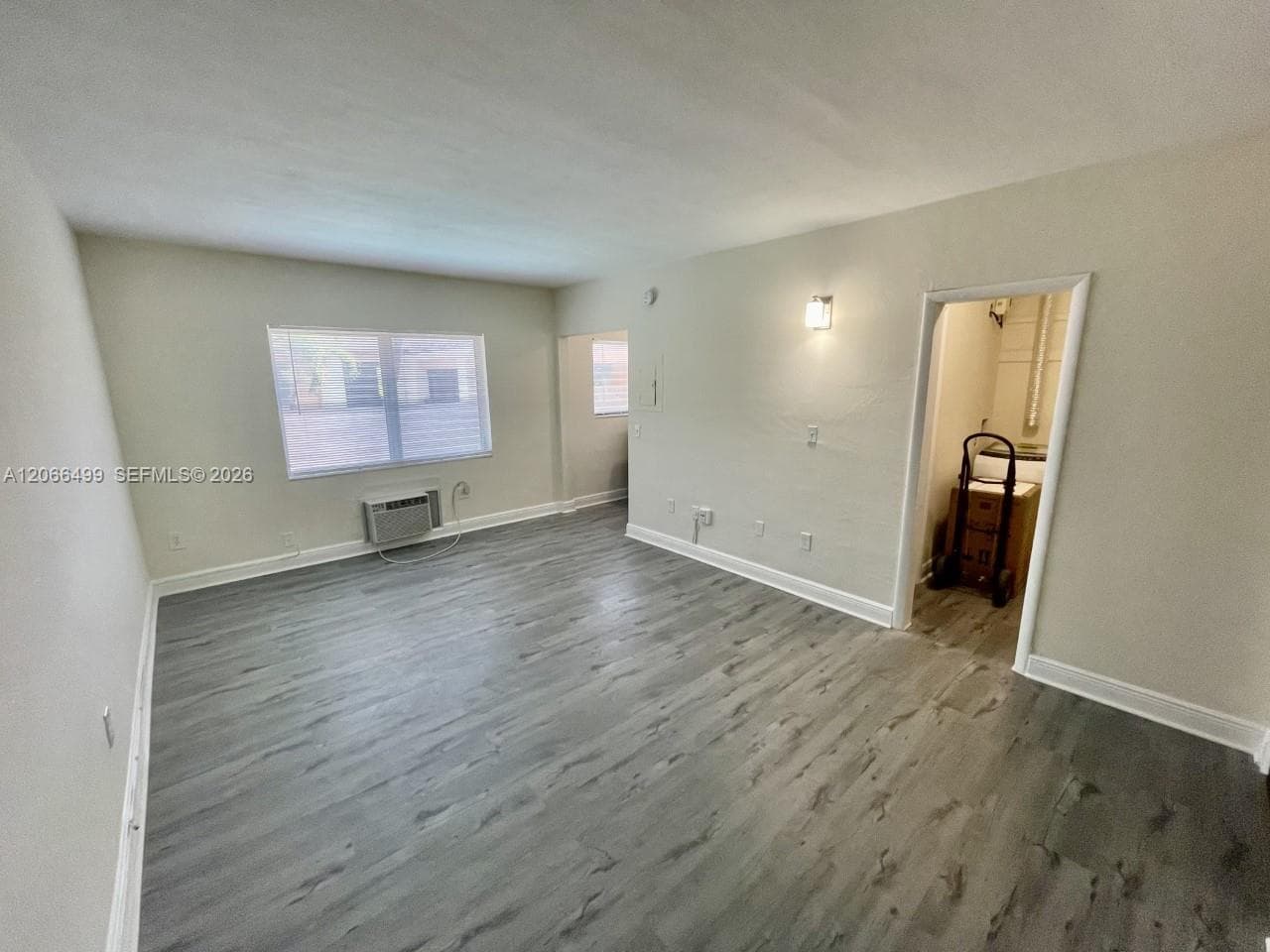 218 Santillane Ave # 21, Coral Gables FL 33134 photo 5