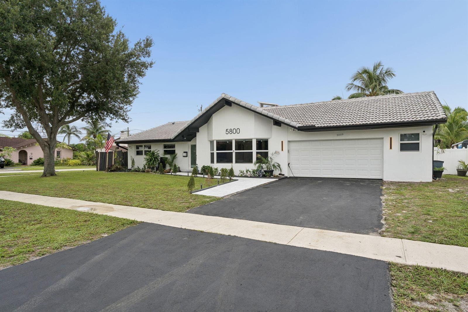 5800 SW 19TH Street, Plantation FL 33317