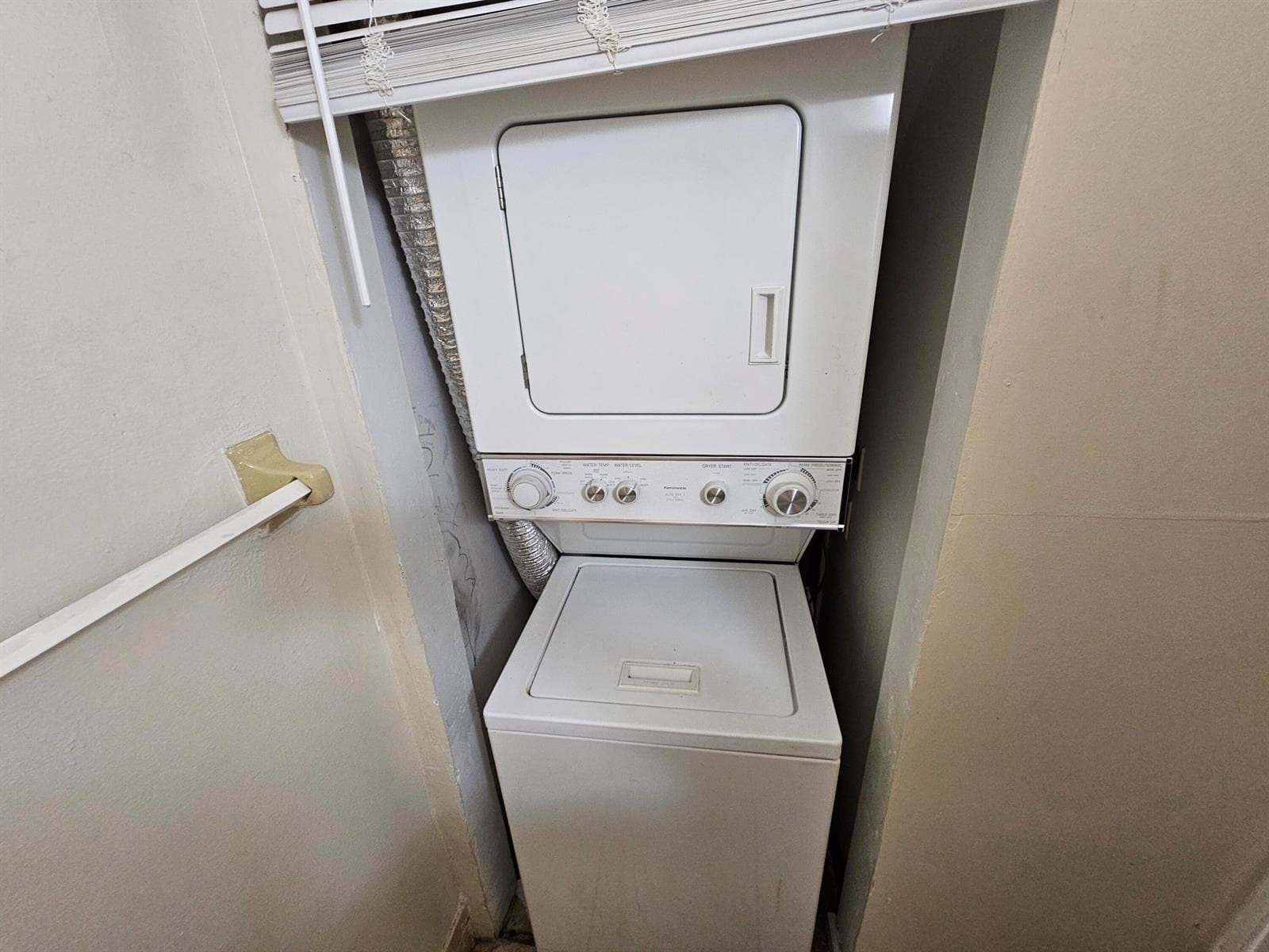 2556 NW 52nd Avenue # D19, Lauderhill FL 33313 photo 4