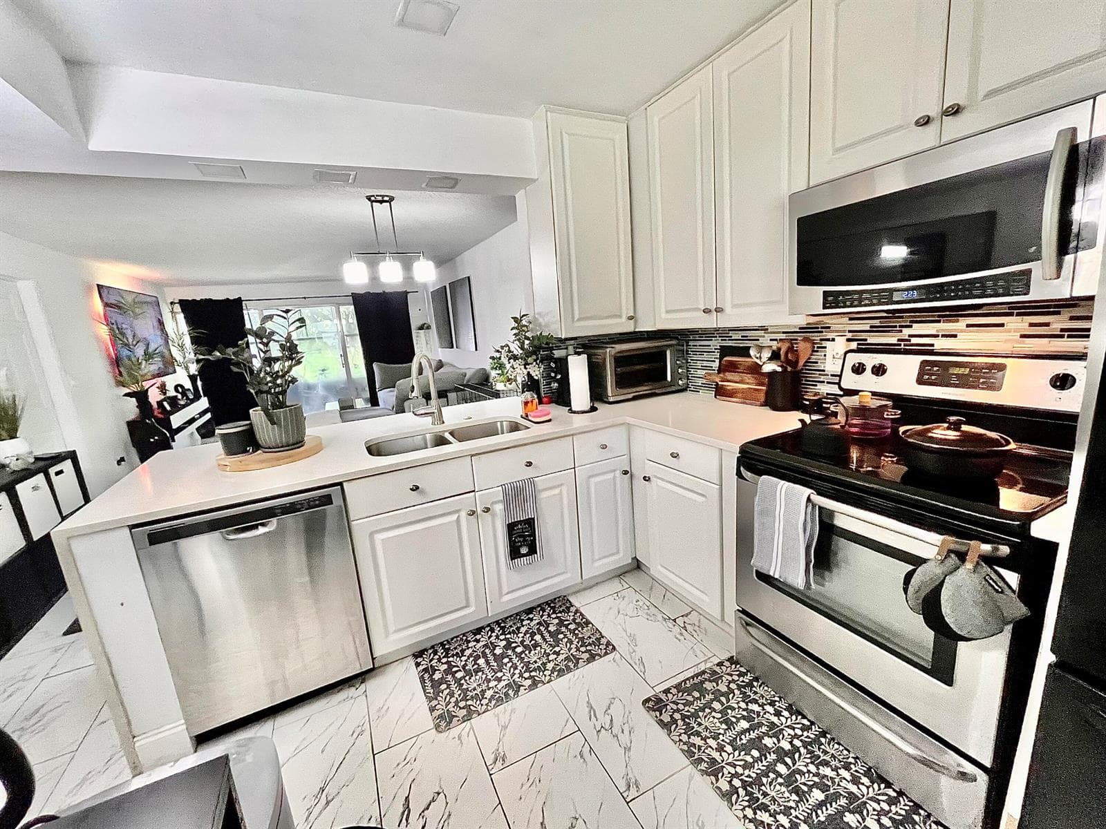 8301 SANDS POINT Boulevard # S306, Tamarac FL 33321 photo 4