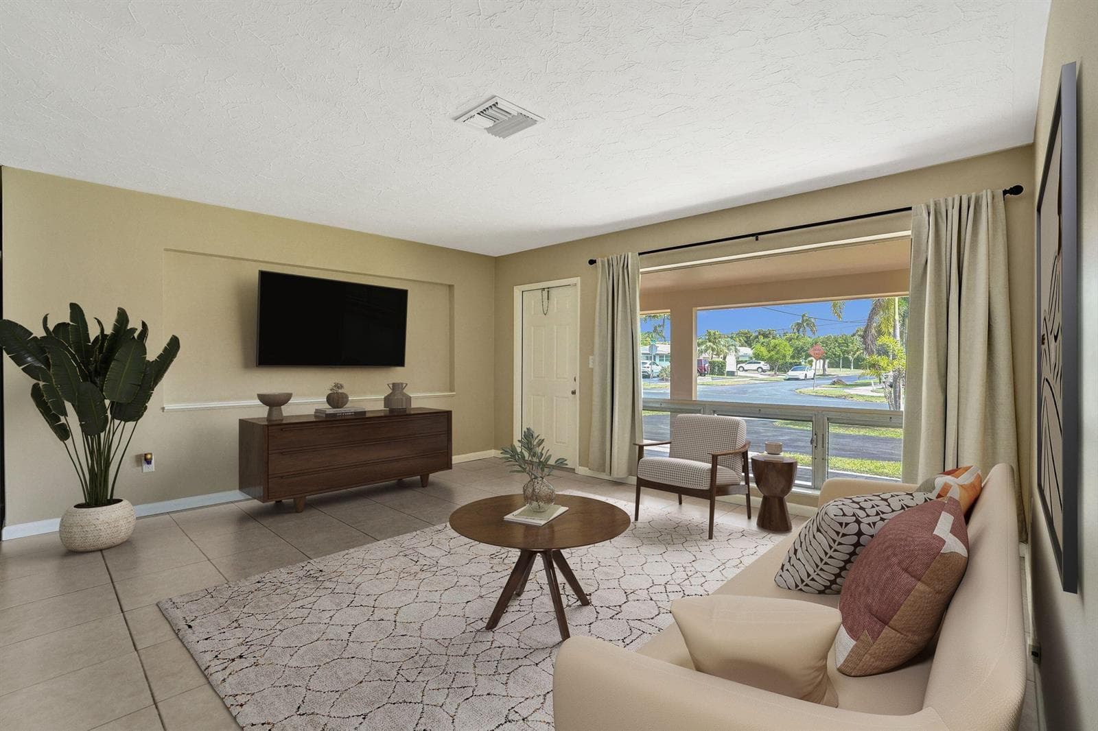 500 SE 4TH Court, Pompano Beach FL 33060 photo 2