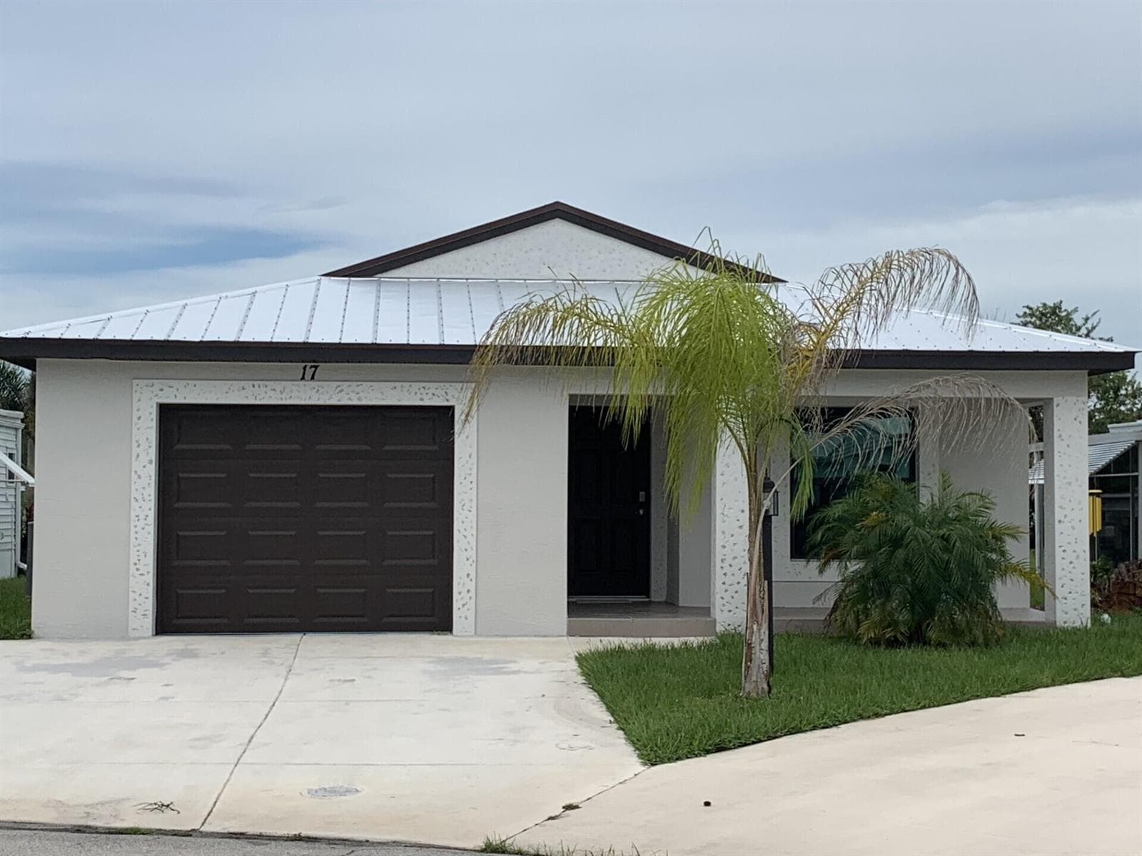 17 EL PORTAL Lane, Port St. Lucie FL 34952