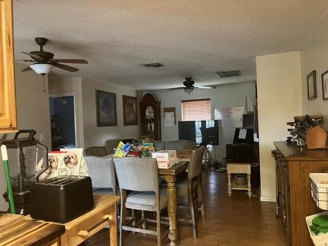 9500 NW 31ST Place, Sunrise FL 33351 photo 2
