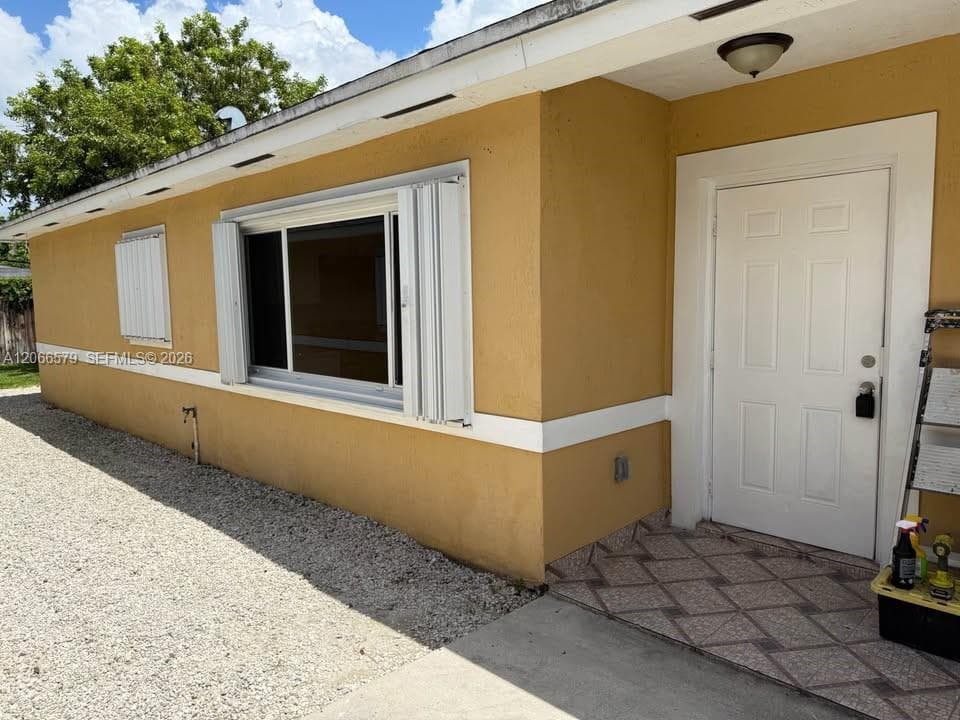2635 NW 24th Ave, Miami FL 33142 photo 3