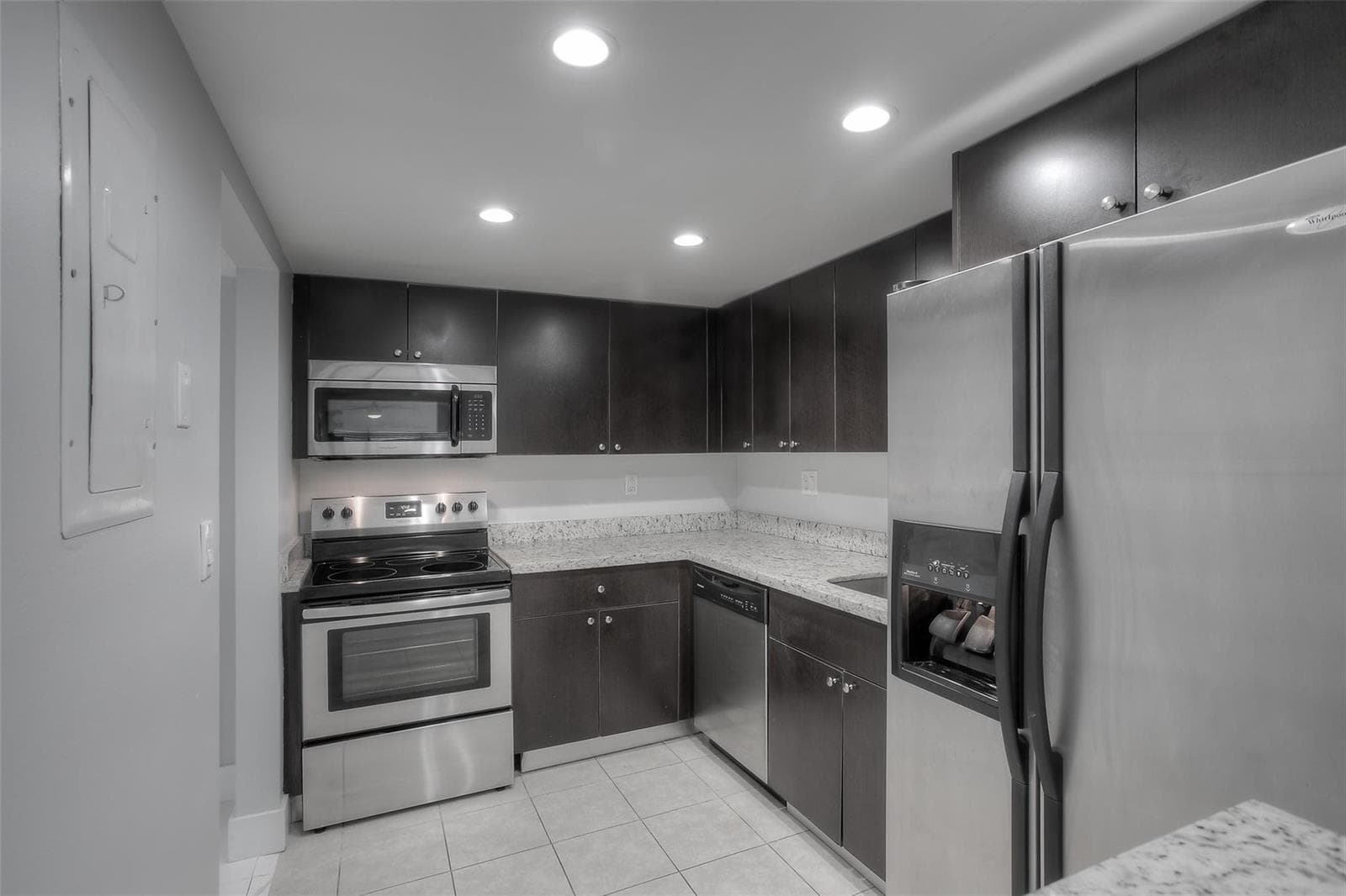 303 RACQUET CLUB Road # 312, Weston FL 33326 photo 2