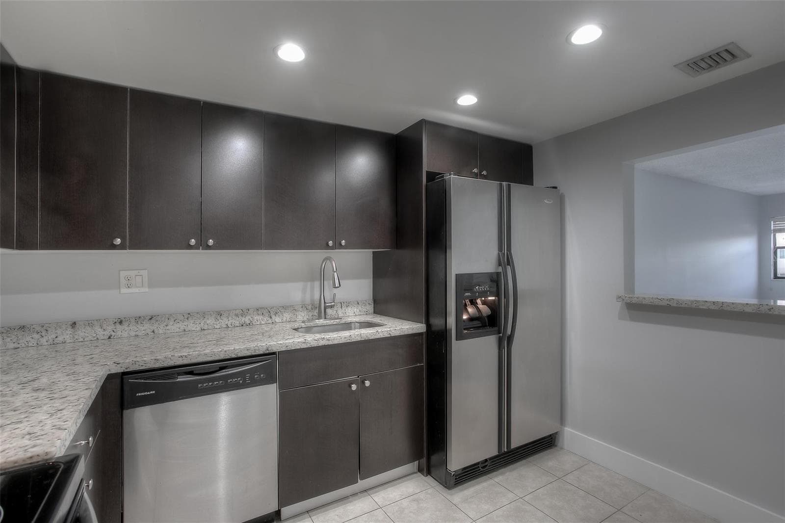 303 RACQUET CLUB Road # 312, Weston FL 33326 photo 3
