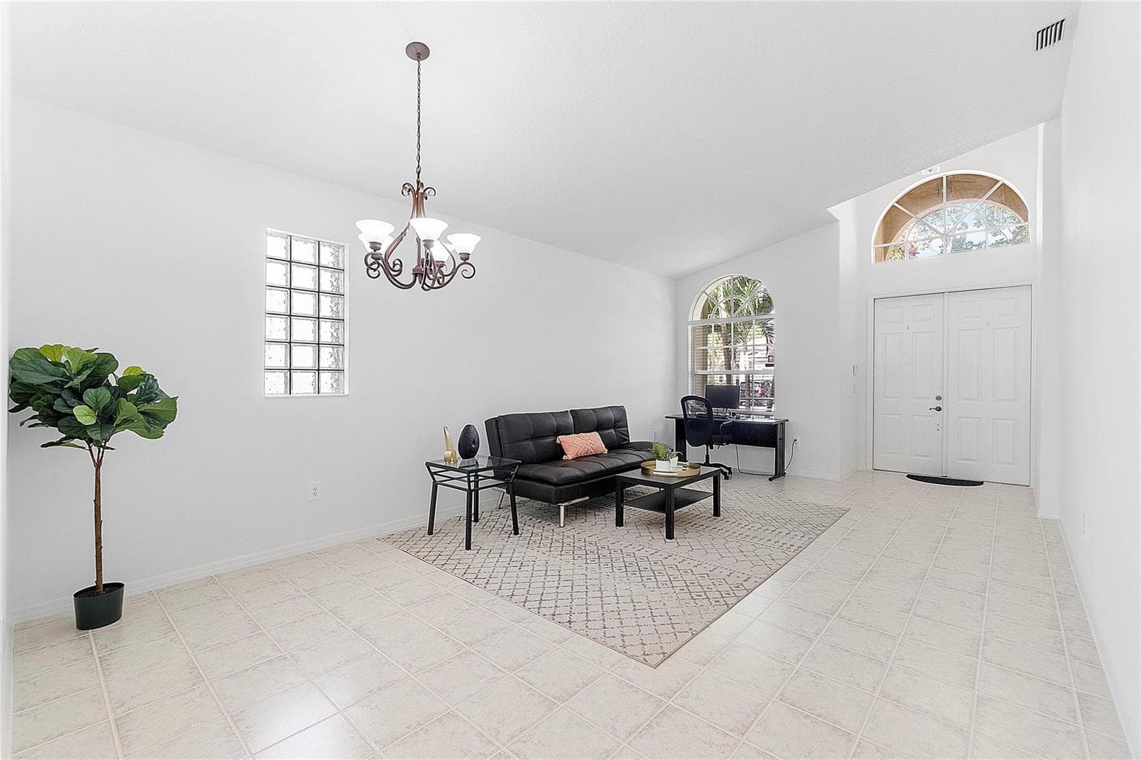 5385 NW 124th Way, Coral Springs FL 33076 photo 4