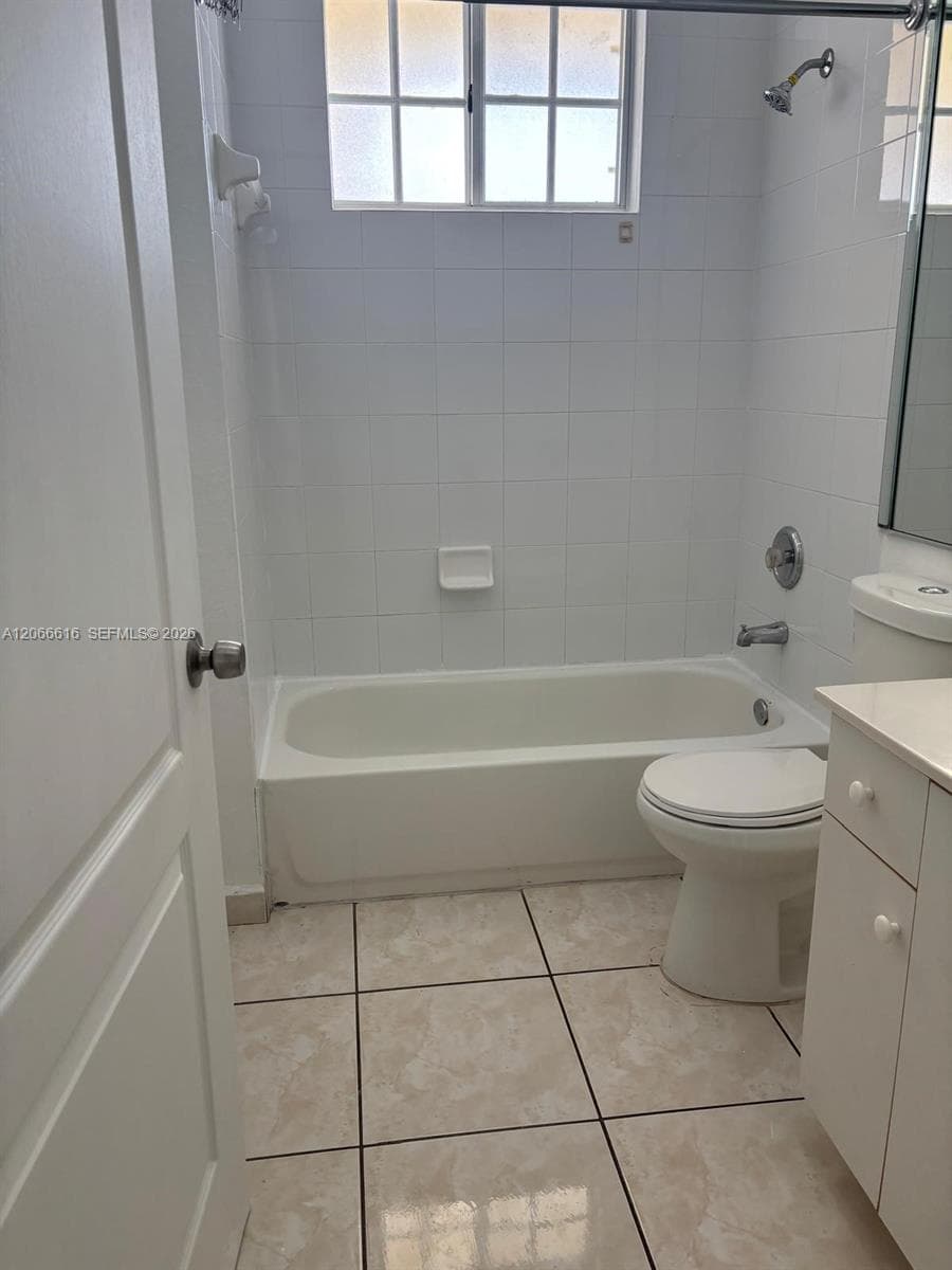 2953 W 80th St # 204, Hialeah FL 33018 photo 5