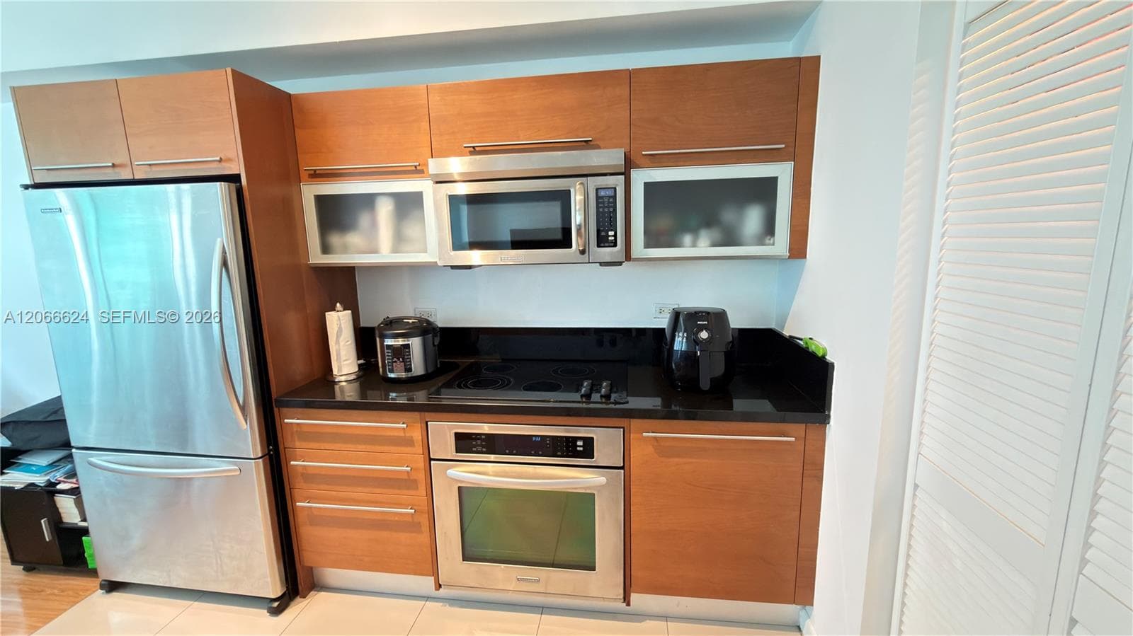 244 Biscayne Blvd # 808, Miami FL 33132 photo 2