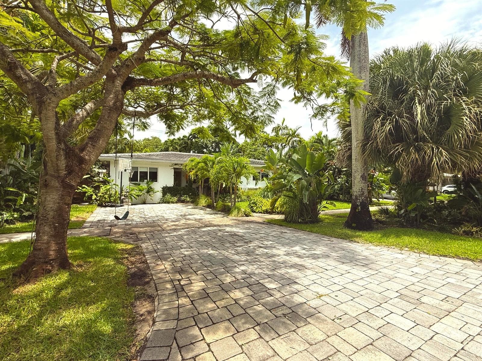 67 NW 97 th Street, Miami Shores FL 33150