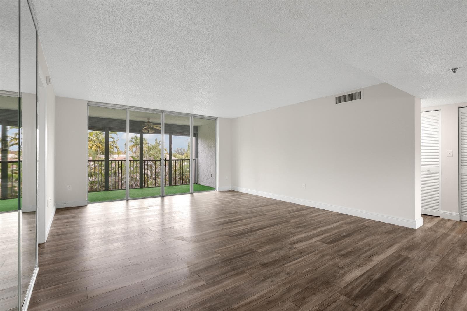3940 INVERRARY Boulevard # A, Lauderhill FL 33319 photo 5