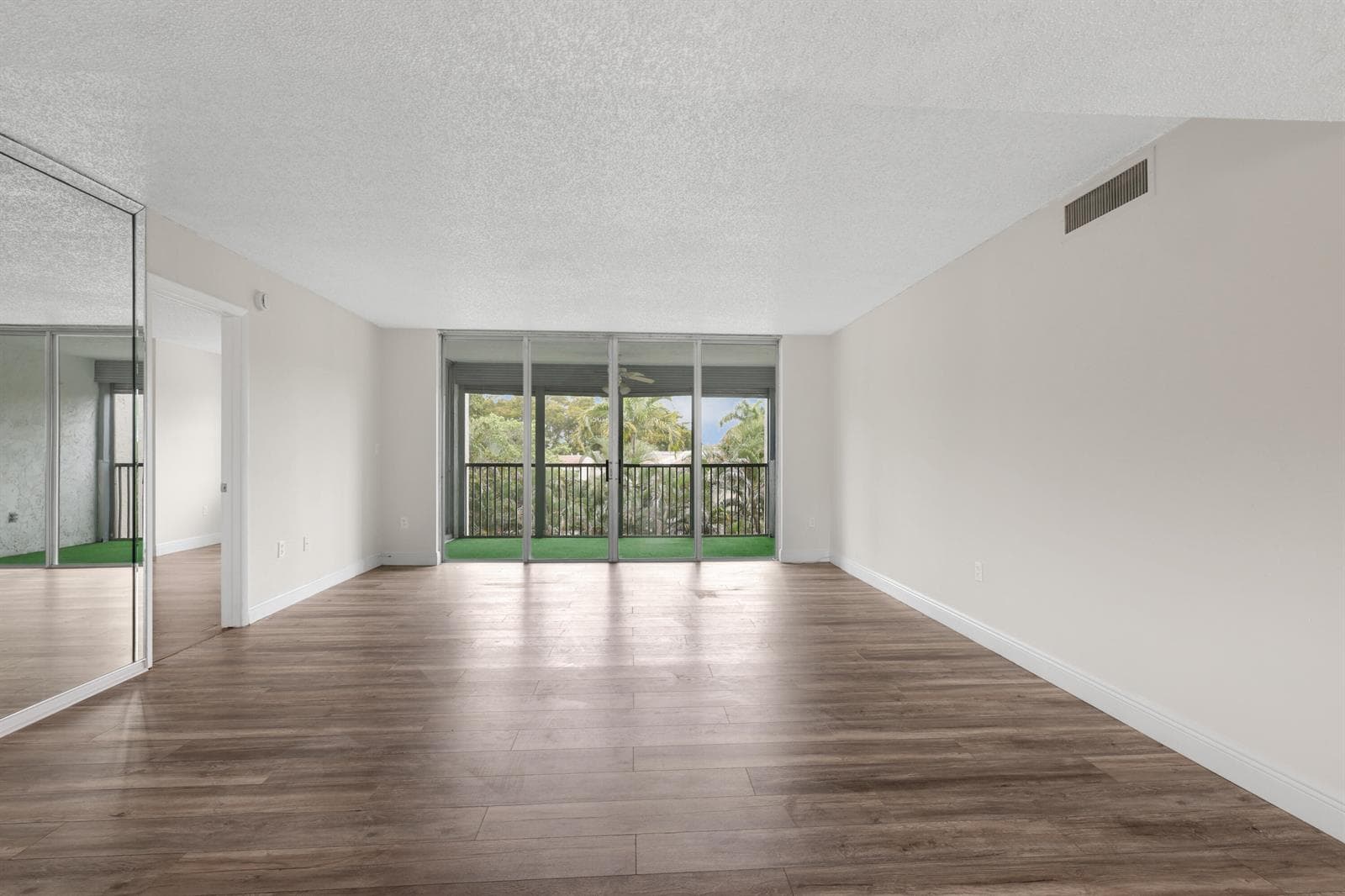 3940 INVERRARY Boulevard # A, Lauderhill FL 33319 photo 4