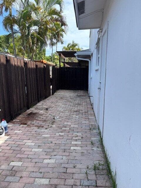 1637 NE 5TH Street # 2, Fort Lauderdale FL 33301 photo 5