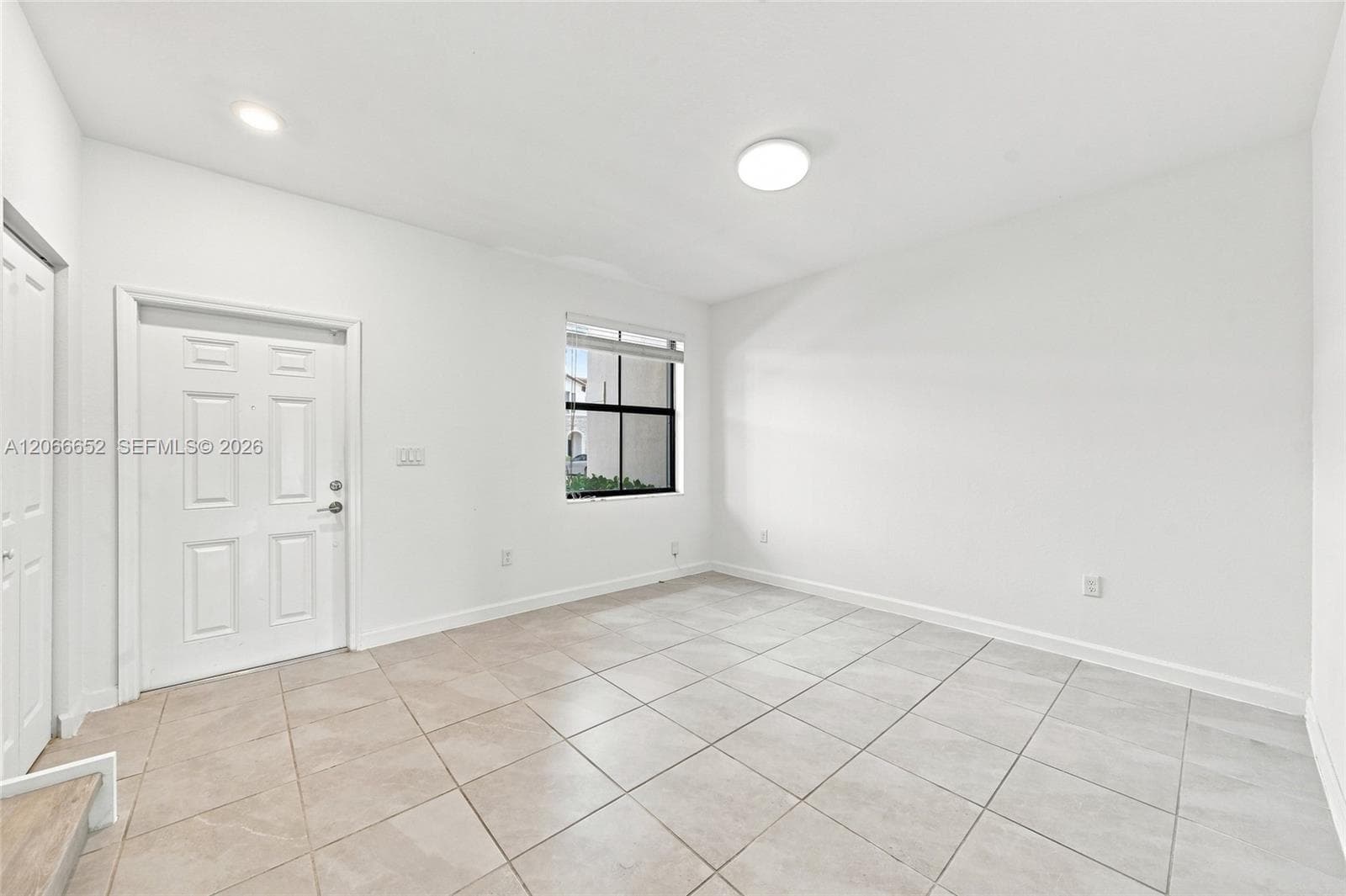 10018 SW 228th Ter, Miami FL 33190 photo 5