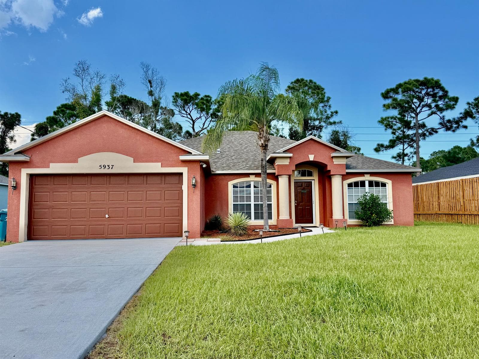 5937 NW BAYNARD Drive, Port St. Lucie FL 34986