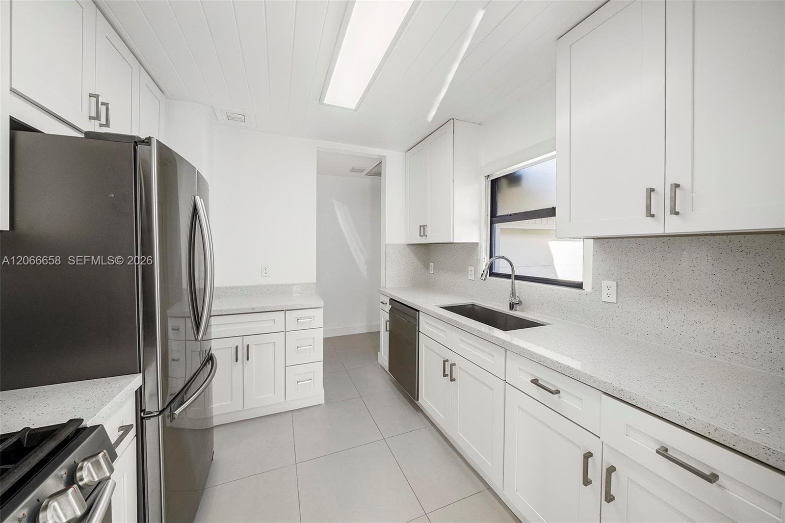 8844 Abbott Ave, Surfside FL 33154 photo 4