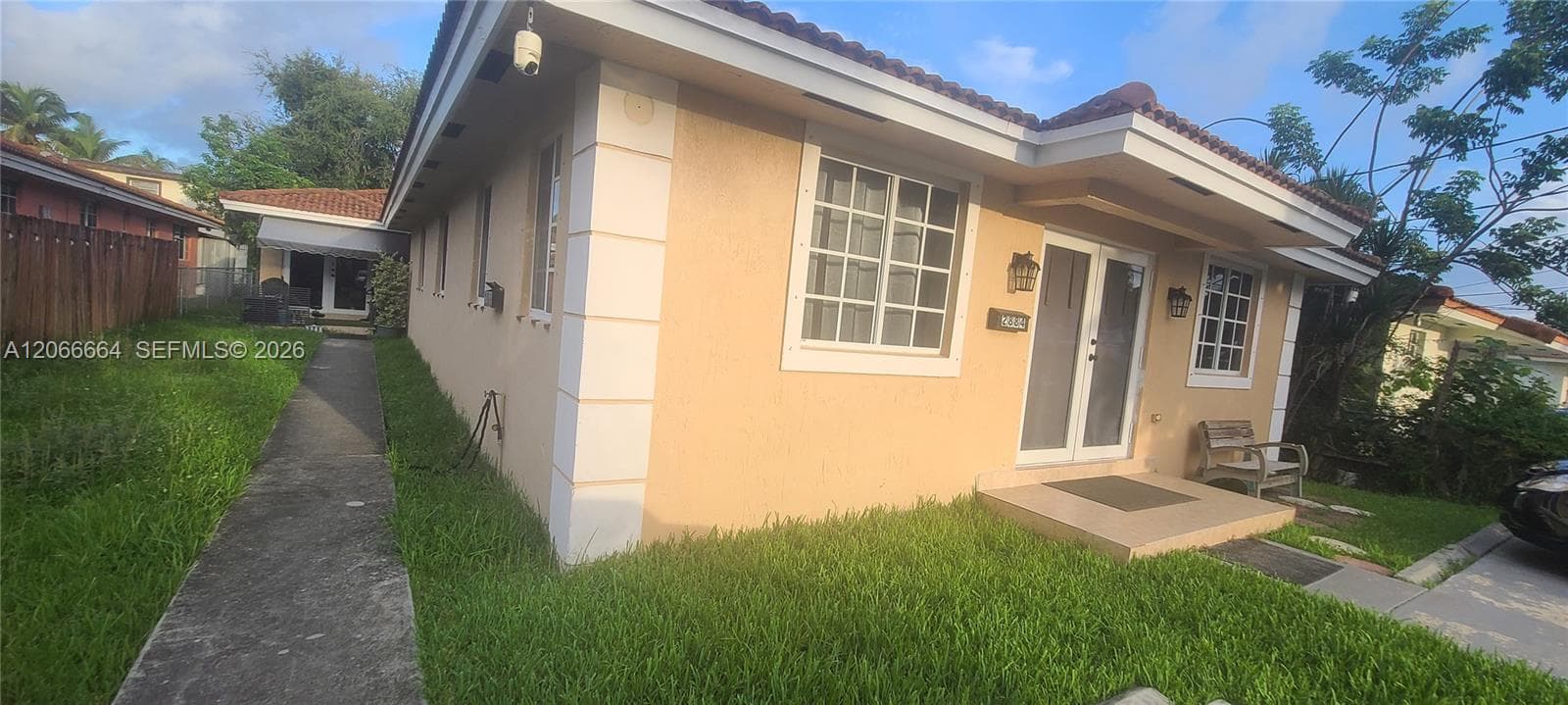 2884 SW 36th Ave, Miami FL 33133 photo 3