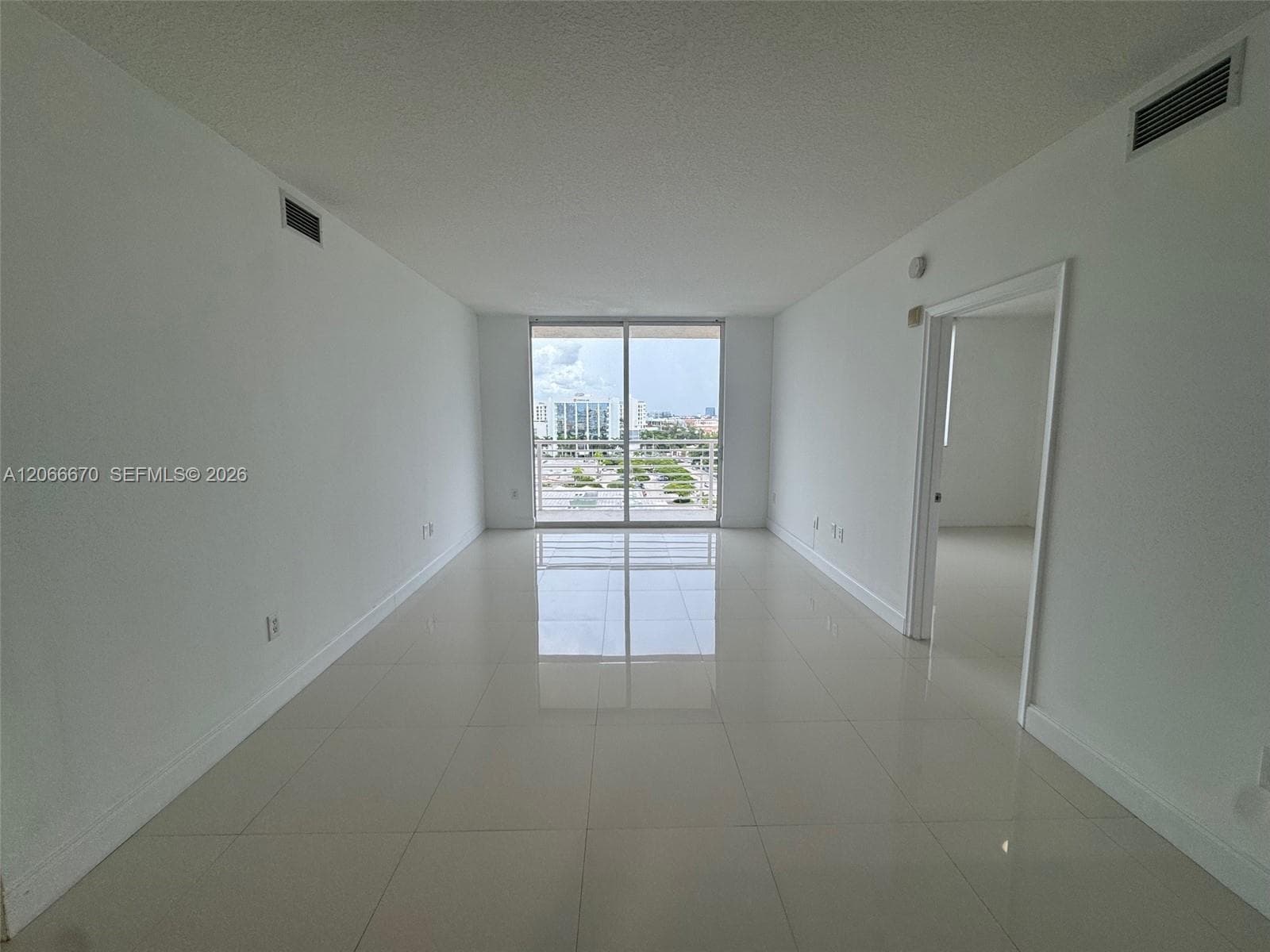 18800 NE 29 AV # 1005, Aventura FL 33180 photo 4