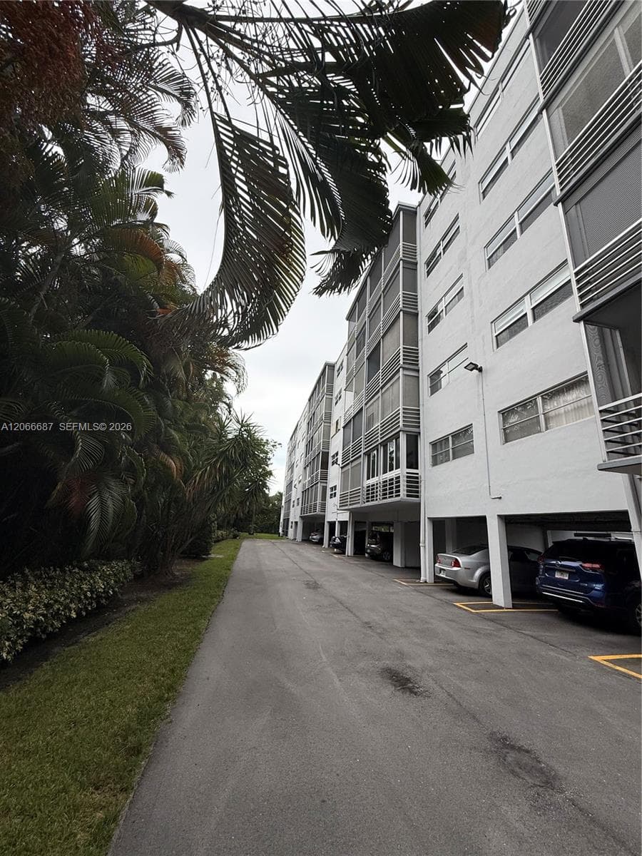 1445 Atlantic Shores Blvd # 206, Hallandale Beach FL 33009 photo 2