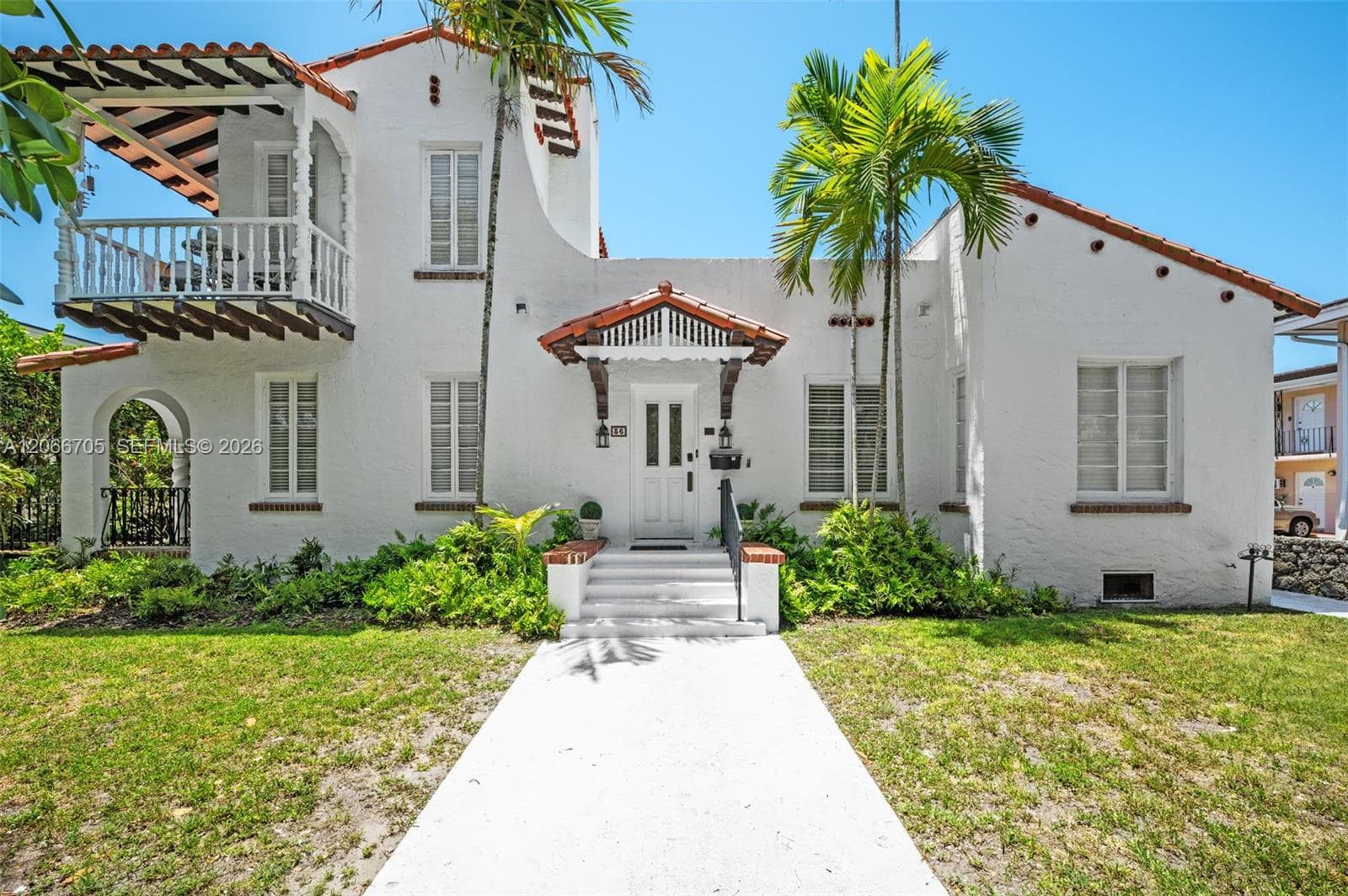 36 Phoenetia Ave, Coral Gables FL 33134 photo 2