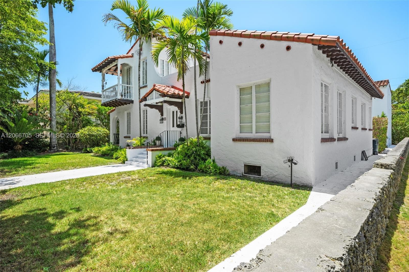 36 Phoenetia Ave, Coral Gables FL 33134 photo 3