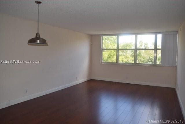9143 SW 77th Ave # B304, Miami, FL 33156 photo 3