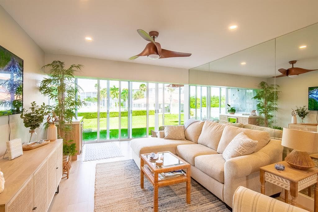 101 NE 19th Avenue Unit 126, Deerfield Beach FL 33441