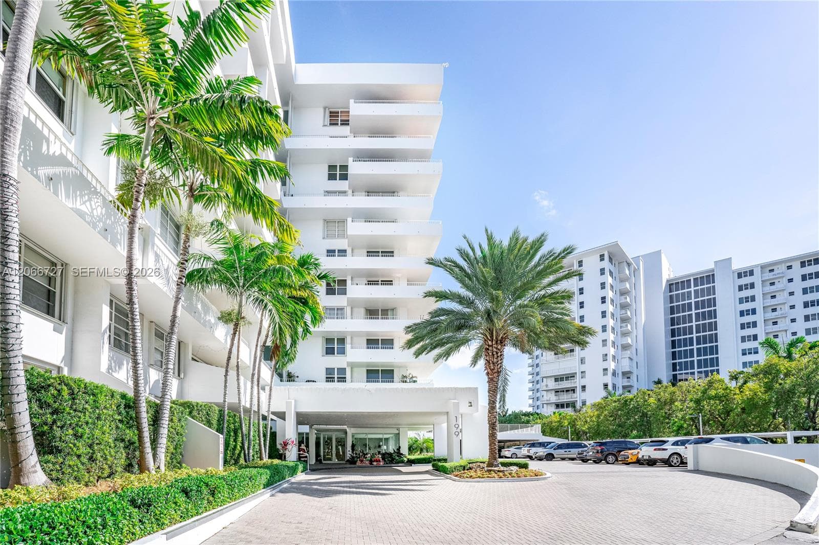 199 Ocean Lane Dr # 1207, Key Biscayne FL 33149 photo 2
