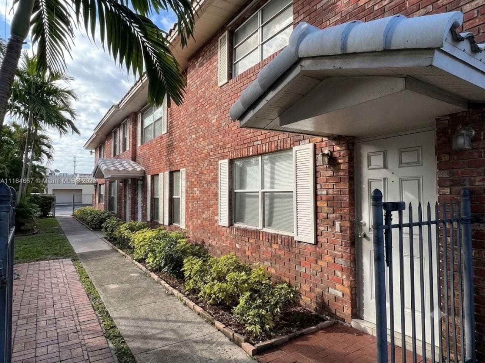9696 NW 35TH Street, Coral Springs FL 33065