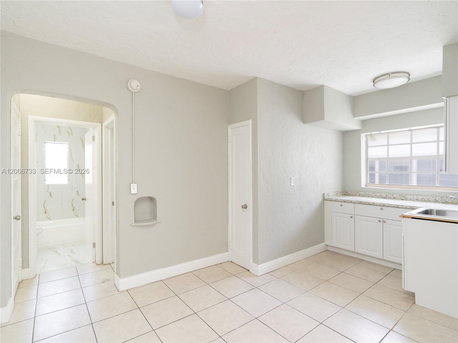 7635 Dickens Ave # 8, Miami Beach FL 33141 photo 4
